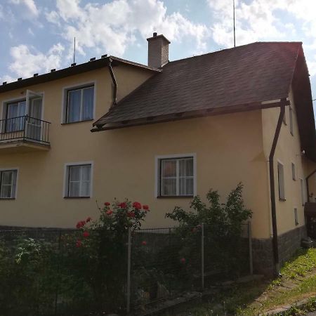 Penzion Kamenny Dvur Vimperk Bagian luar foto